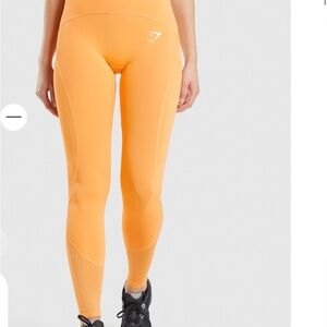 Gymshark PULSE MESH LEGGINGS size Medium Orange apricot